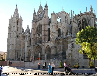 La catedral de Len desde el sureste